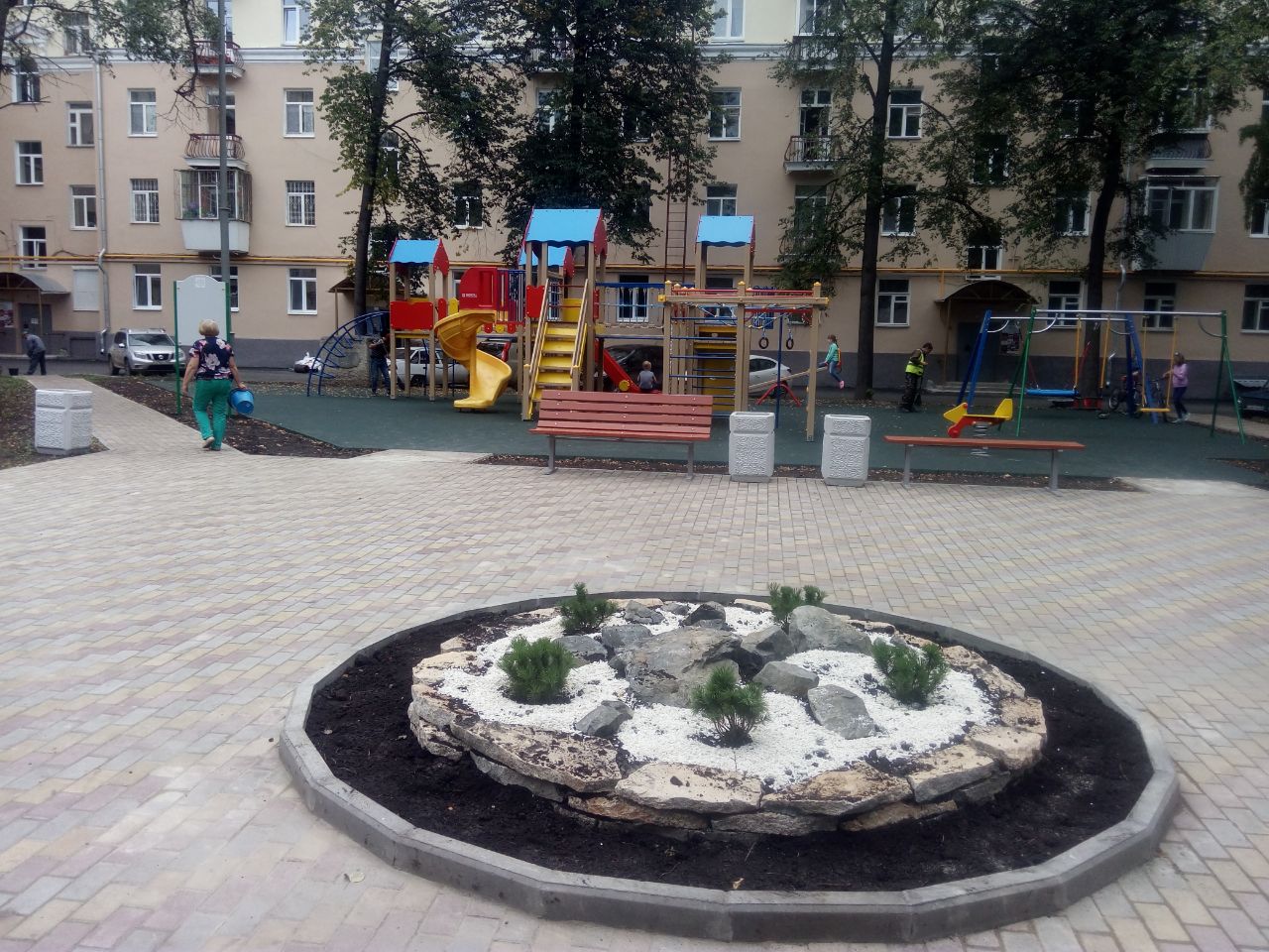 Благоустройство двора Первомайская 76